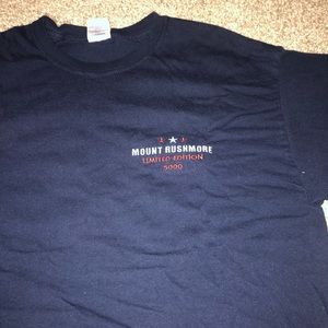 Cute Mt. Rushmore graphic tee